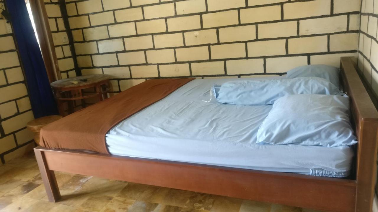 Hotel Kampoeng Drini Brono Exteriör bild