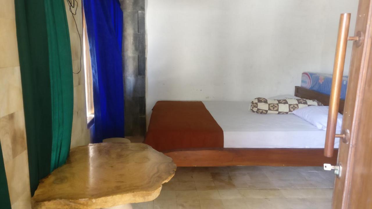 Hotel Kampoeng Drini Brono Exteriör bild